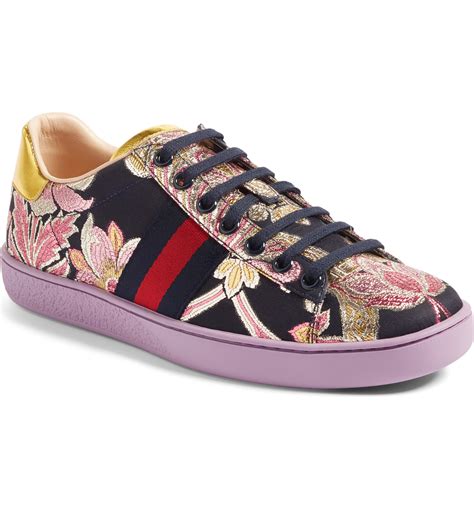 Shop Gucci New Ace Floral